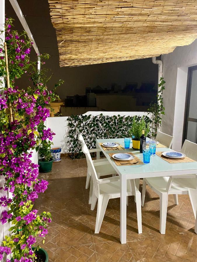 Atico & Terraza By Maison Jaken Нерха Екстер'єр фото